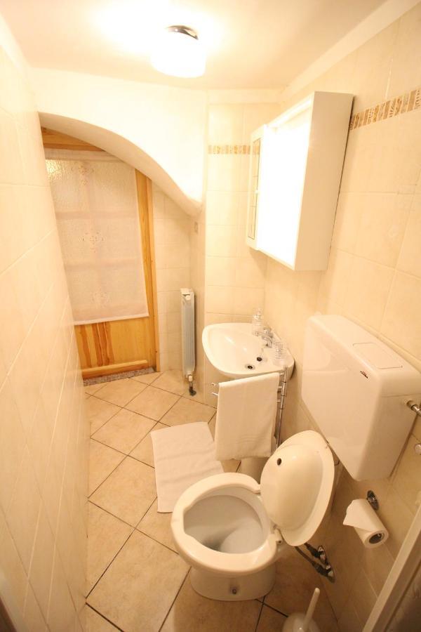 L'ermellino Bilocale In Centro - Affitti Brevi Italia Apartment Brusson